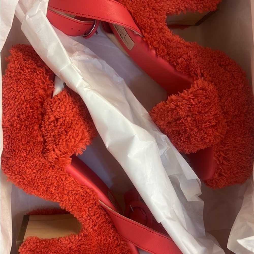 AGL platform coral Fuzzy Sandals holiday gift ready party celebration statement - Picture 7 of 7